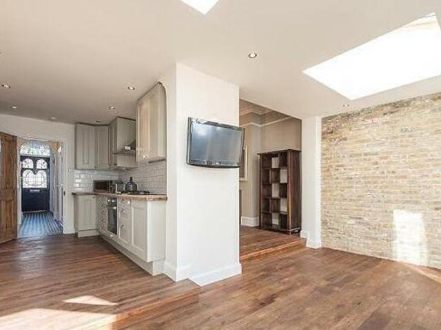 House for rent in Lyons, Greater London