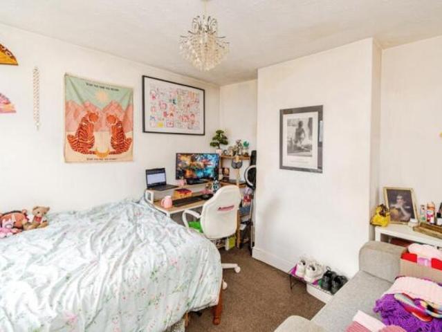 Cottage for rent in Bedford Place, Southampton