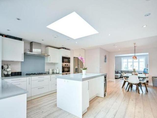 House for rent in New Malden, Greater London