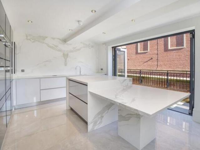 Cottage for rent in York