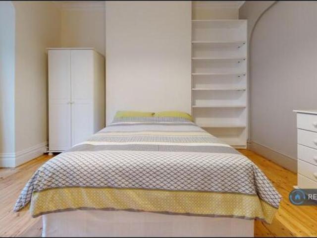 Cottage for rent in Cat Hill