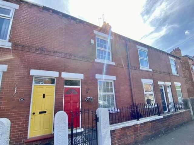 House for rent in Lyons, Greater London