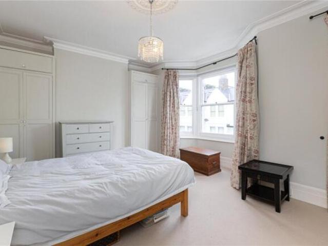 Cottage for rent in Cat Hill