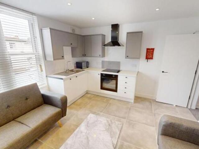 Cottage for rent in Feckenham, City Of Bristol