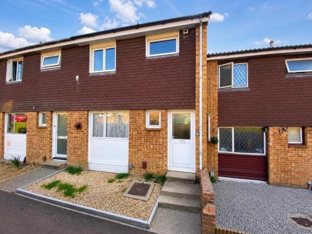 Cottage for rent in Westborough, Surrey