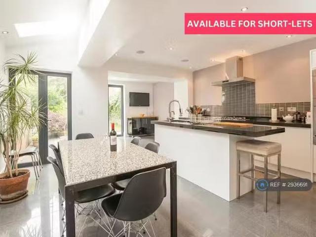 House for rent in Falcon Lodge, Wales