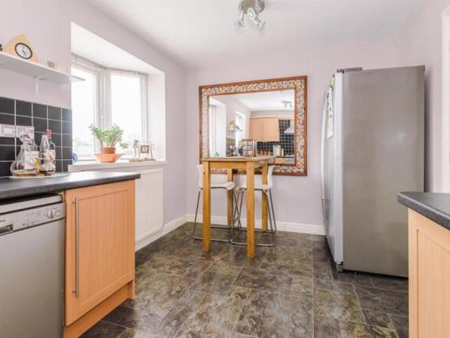 Cottage for rent in Warrington