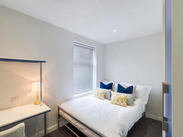 Cottage for rent in Stoke-on-Trent