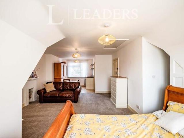 Cottage for rent in Worthing, West Sussex