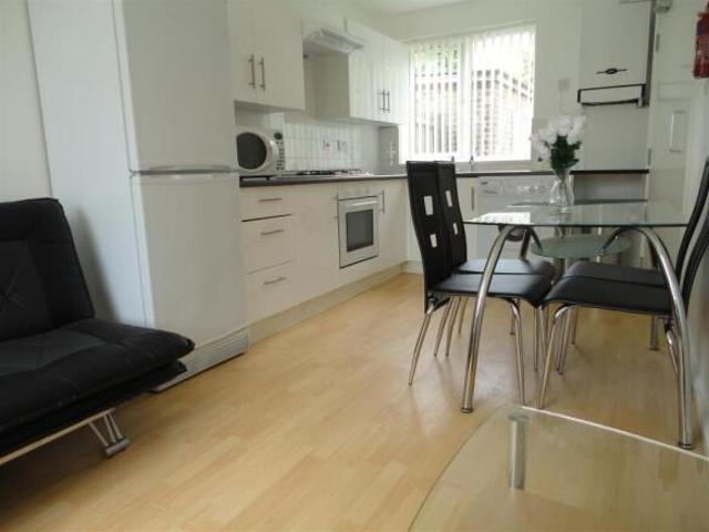 Cottage for rent in Evershot, Oxfordshire