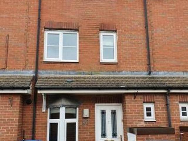 House for rent in Overslade, New Bilton