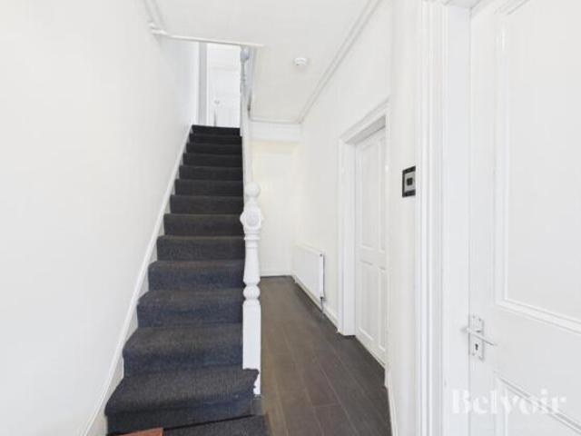 Cottage for rent in Calderstones