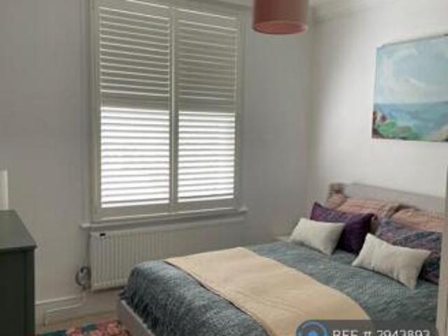 Cottage for rent in Cat Hill