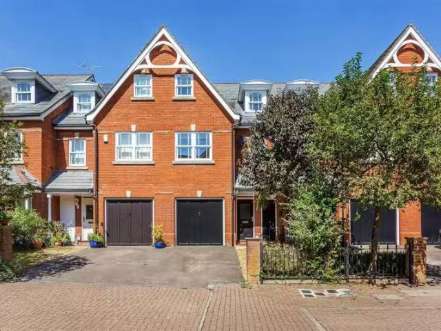 House for rent in Westborough, Surrey