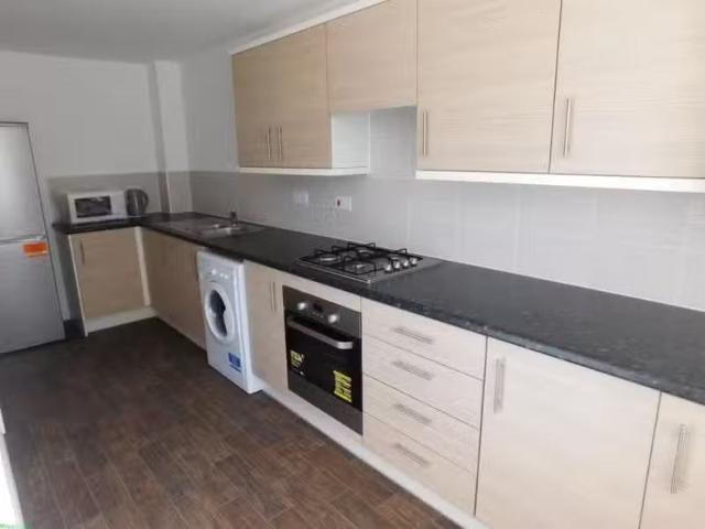House for rent in Stoke, Stoke Aldermoor