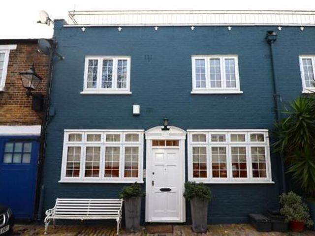 House for sale in Lyons, Greater London