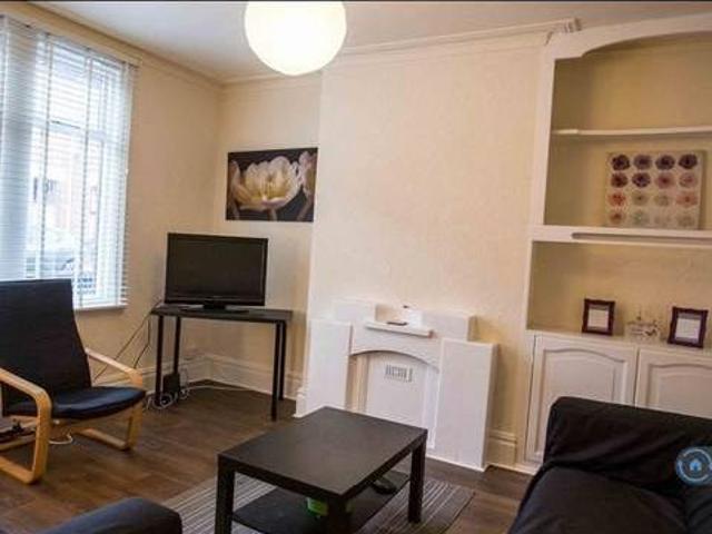 House for rent in Froggatt, East Midlands