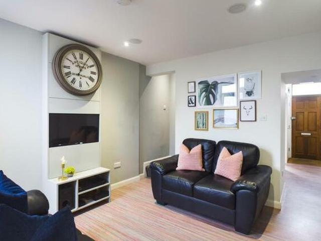 House for rent in Lyons, Greater London