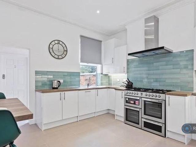 House for rent in Froggatt, East Midlands