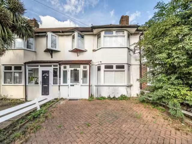 House for rent in London Borough of Merton, Mitcham