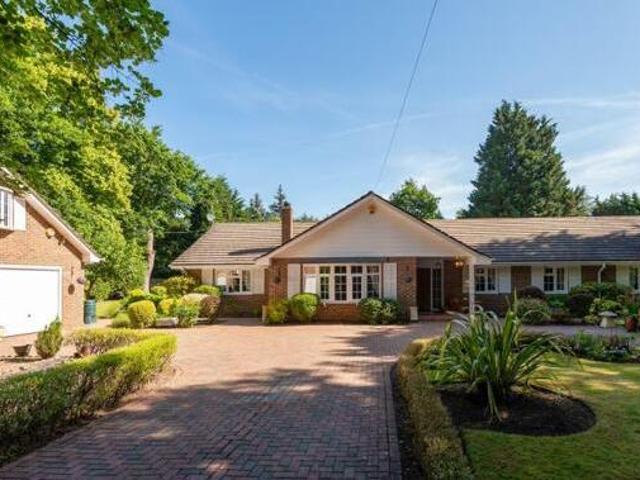 House for sale in Row Town, Surrey