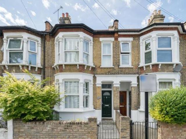 House for rent in Lyons, Greater London