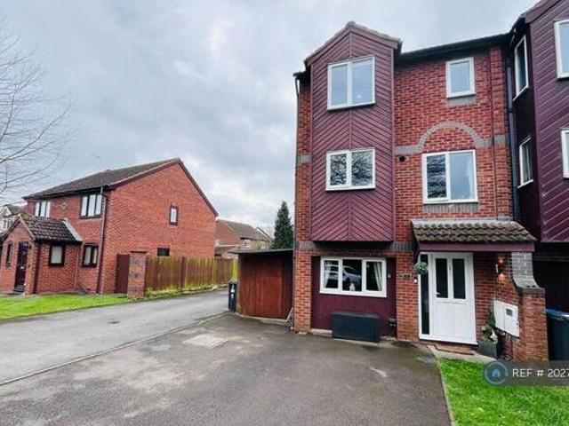 House for rent in Myton Park, Green Close