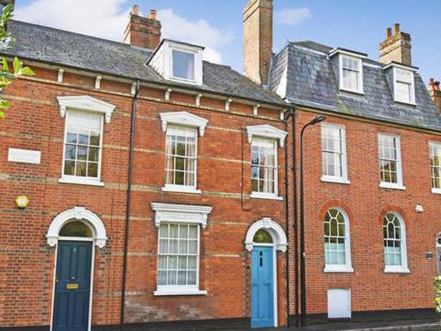 House for rent in Lyons, Greater London