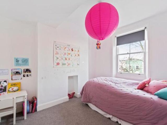Cottage for rent in Notting Hill, Greater London