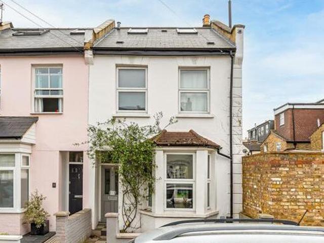 House for sale in Lyons, Greater London