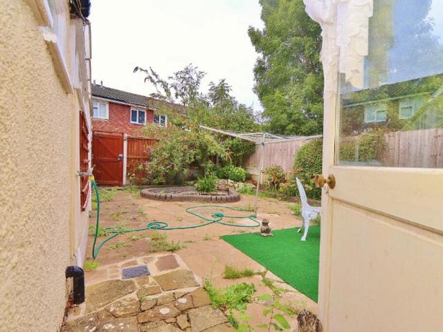 House for sale in Harold Hill, Greater London