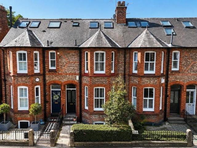 House for sale in Altrincham, Trafford