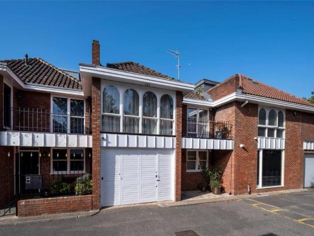 House for sale in St. John's Wood, Greater London