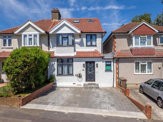 House for sale in Greater London