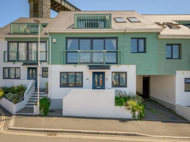 House for sale in Barne Barton, Mount Wise