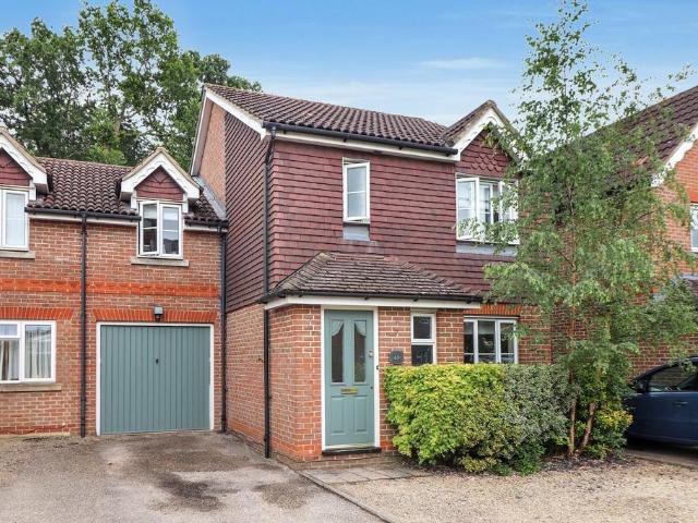 House for sale in Great Ashby, King's Walden