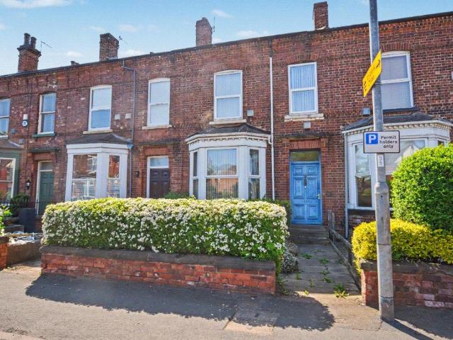 House for sale in West Yorkshire