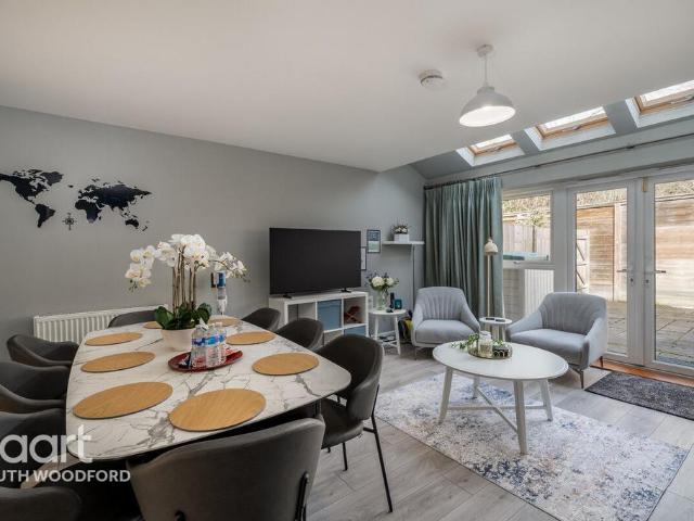 House for sale in London Borough of Redbridge, Greater London