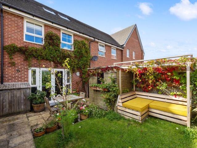 House for sale in Horsham, West Sussex