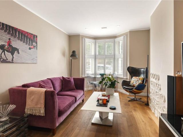 House for sale in Battersea, Greater London