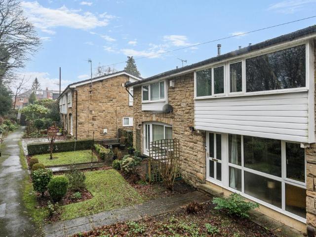 House for sale in Far Headingley, Weetwood