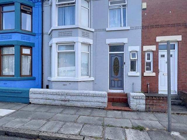 House for sale in Cabbage Hall, Calderstones