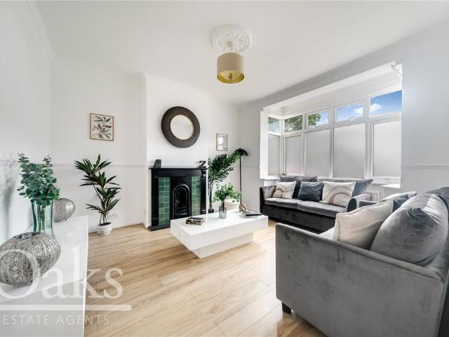 House for sale in Greater London