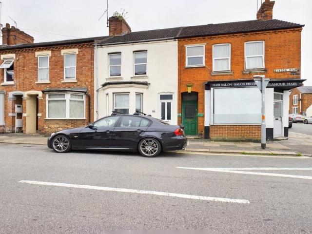 House for sale in Far Cotton and Delapre, Far Cotton