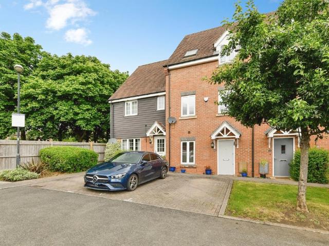 House for sale in Broadwater, Shephall