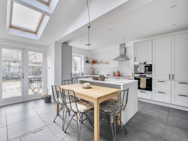 House for sale in Clewer Village, Windsor