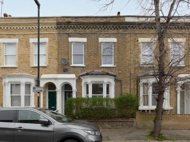 House for sale in Stockwell, Greater London