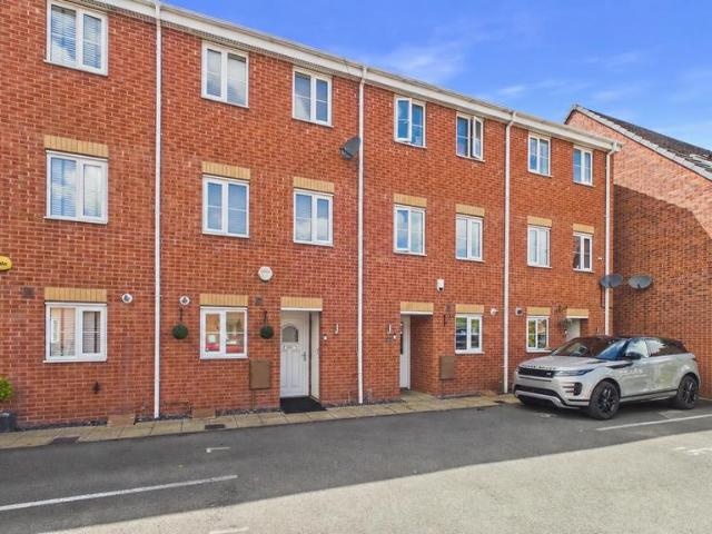 House for sale in Cradley, West Midlands
