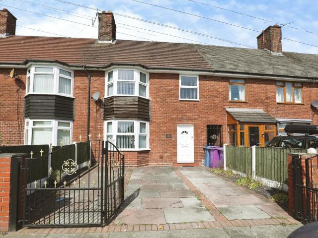 House for sale in Calderstones