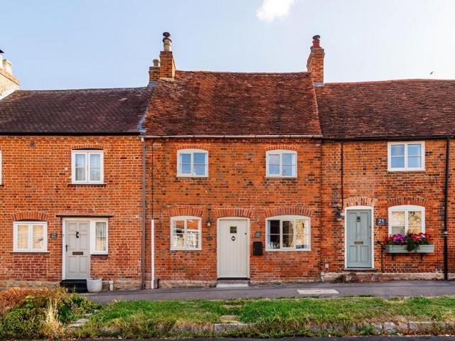 House for sale in Great Linford, Milton Keynes